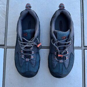 Keen Hiking Shoes--Kids Size 4